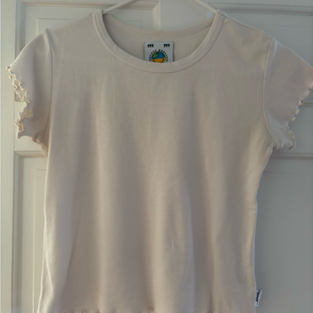 UNIF Women’s Off white shirt  Sleeve Tee